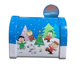 Peanuts Snoopy Christmas Mailbox / Gift Card Holder - NWT